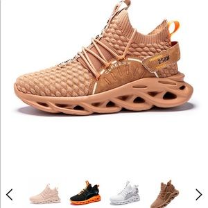 NWOT Mens 9.5 Tan Rovux Vulcan Shoes